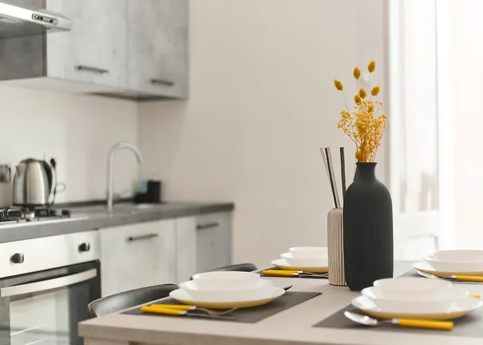 Apartament Labi Colossevm *